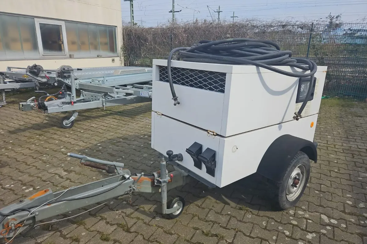Kompressor / Stromaggregat zur Miete bei Langlitz